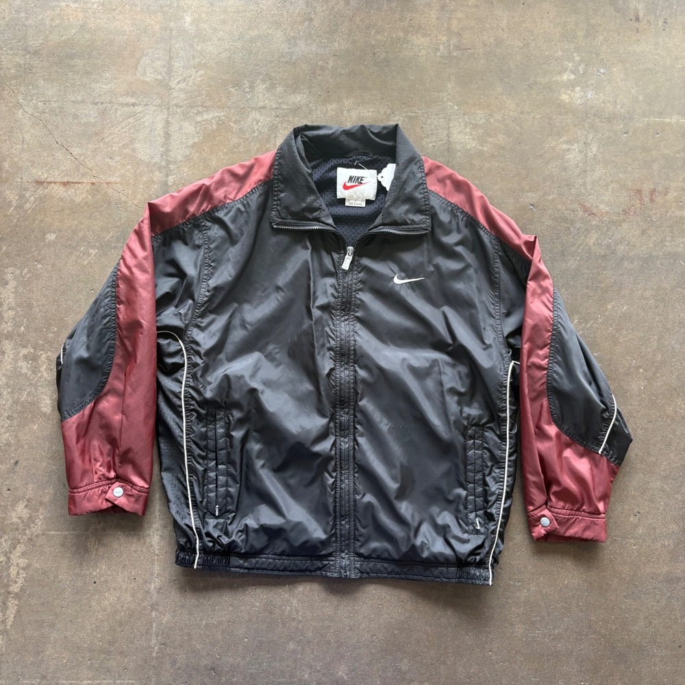 Vintage Nike Windbreaker Jacket Black Red Swoosh Made in Taiwan Mens M